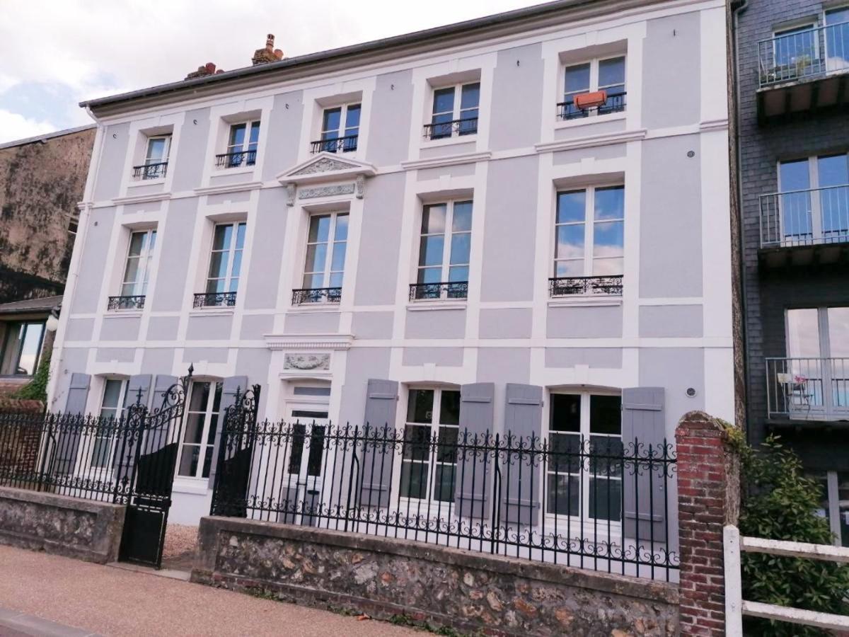 Appartement Le 2 pièces avec parking privé à Honfleur Extérieur photo