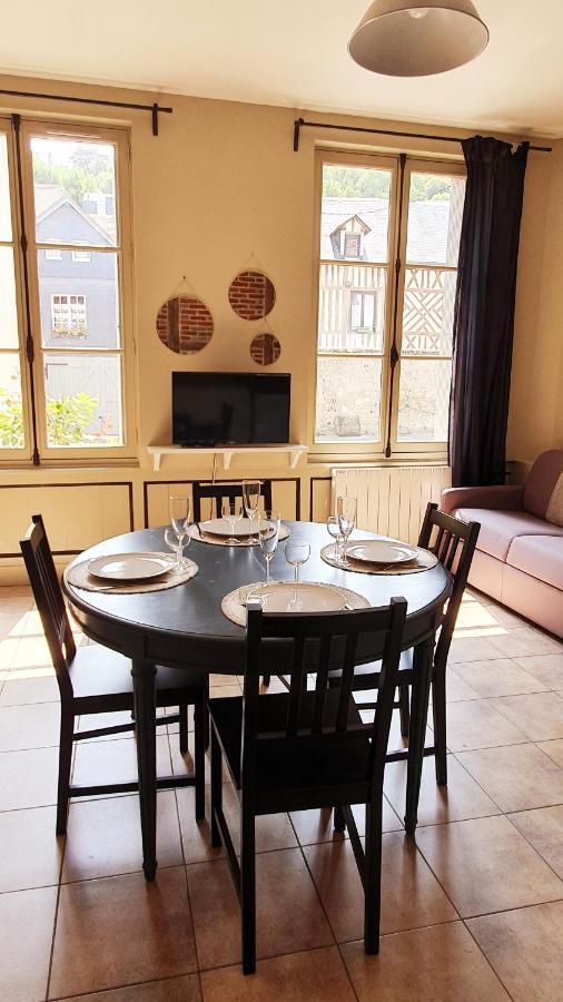 Appartement Le 2 pièces avec parking privé à Honfleur Extérieur photo